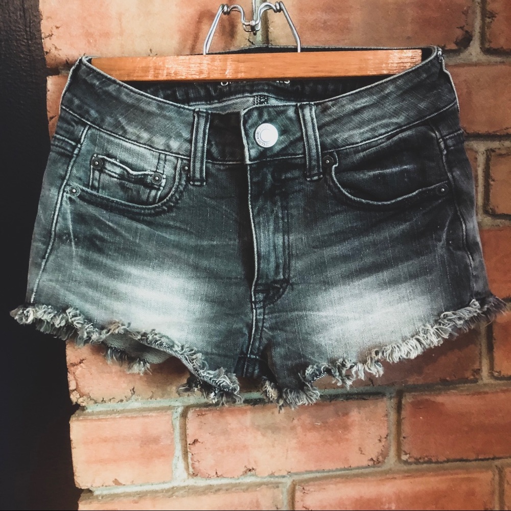 American Eagle High Rise Festival Shortie